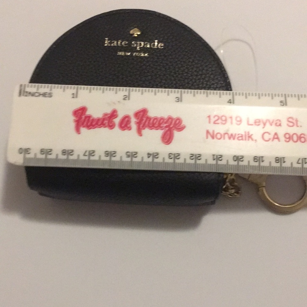 Kate Spade Larchmont Ave Sari Black Leather Wallet - Picture 6 of 7